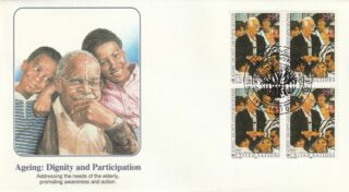 1993 United Nations New York #618 Aging With Dignity - Elderly Couple & Family FDC