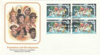 1994 United Nations New York #652 Population and Development - Family with house FDC